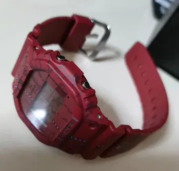 G-SHOCK DW-5600SI-4JR 레드