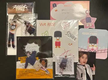 riize 소희 아크릴 키링 미니 아크릴 스탠드 아크릴 스탠드 씰 카페