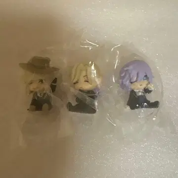 트위스테 가챠 어깨 쿵 Fig. 폼피오레 세트 2