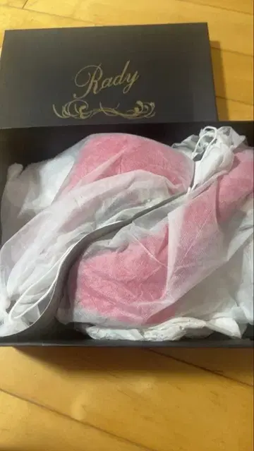 12/16까지 특가 rady 비쥬 새틴 펌프스 캬바쿠라 힐 L