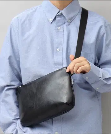 스플릿 레더 (소가죽) 가로형 사코슈 미니 숄더백