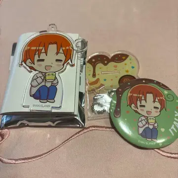 이탈리아 2025 콜라보 카페 미니 아크릴 스탠드 캔뱃지