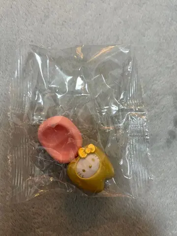 헬로키티 피규어 핑크 골드