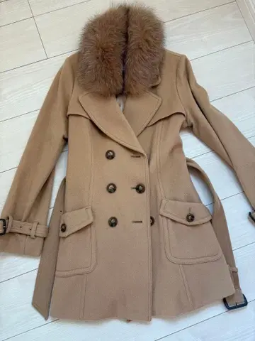 Laguna Moon 베이지 더블 브레스트 코트 퍼 포함 Free