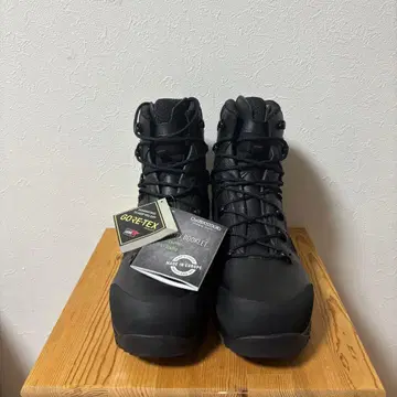 LOWA 엘리트 EVO GTX Black 27cm 미사용 새상품