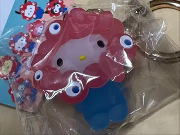 만박 미야쿠미야쿠 산리오 클리어 키링 헬로키티