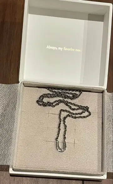 ete 호스슈 목걸이