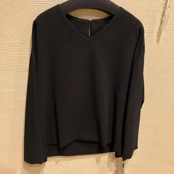 디노스 so close 스트레치 더블 크로스 V넥 풀오버 새상품