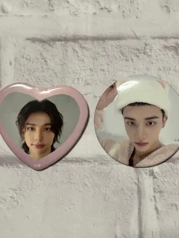 스키즈 전시회 현진 캔뱃지 straykids