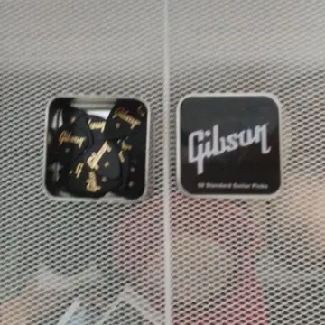 Gibson 피크 23개 & Gibson 캔 케이스 세트