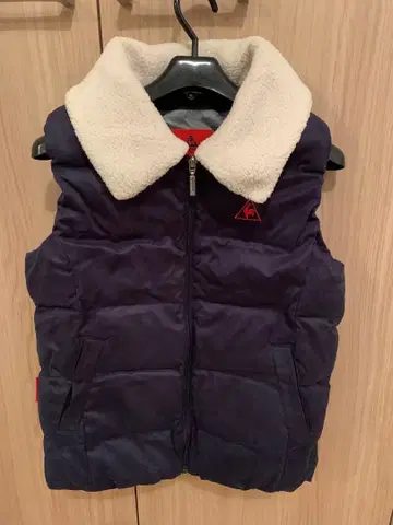 르꼬끄 네이비 보아 옷깃 여성용 베스트