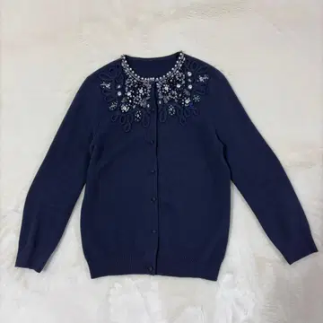 그레이스 콘티넨탈 비쥬 장식 네이비 가디건 긴팔 울 혼방 M