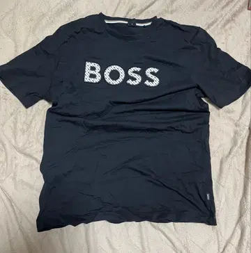 BOSS 보스 티셔츠 XL 사이즈