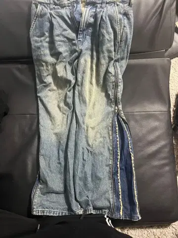 HARE 라이트 블루 데님 사이드 지퍼 포함