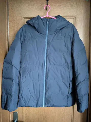 UNIQLO 심리스 다운 후드티