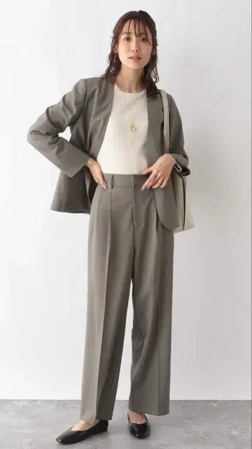 셋업 가능한 아름다운 실루엣 자켓 와이드 팬츠 그레이쉬 모카