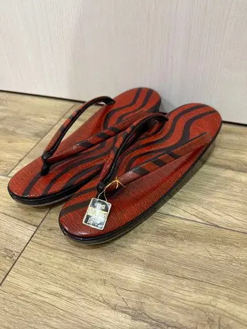 미사용품 23cm 조리 빨간색과 검은색 스트라이프