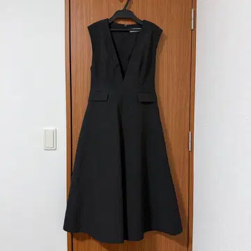 새상품급 셀포드 전개 점퍼 드레스 자카드