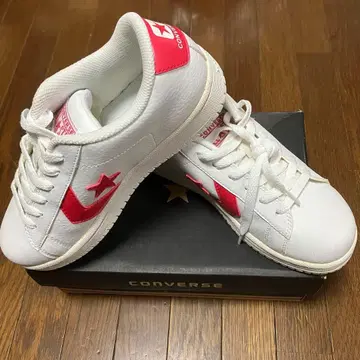 CONVERSE 화이트/핑크 스니커즈
