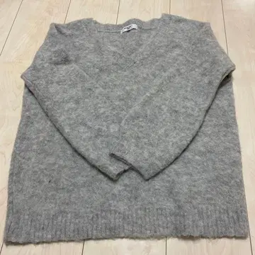 그레이 V넥 스웨터 M 알파카
