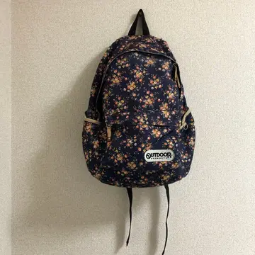 OUTDOOR PRODUCTS 꽃무늬 백팩 네이비