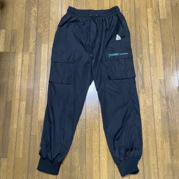 Fxxking Rabbits 조거 팬츠 블랙