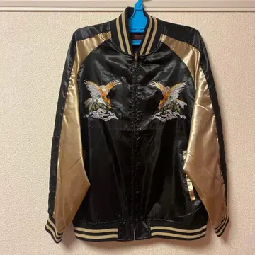 블랙 골드 새틴 스카잔 독수리 자수 Japan