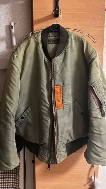 MA-1 플라이트 자켓