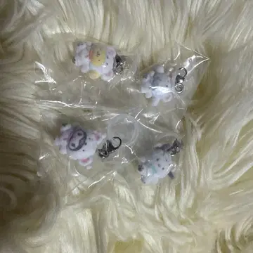 푹신푹신 스노우 산리오 가챠 메지루시 액세서리 4점 세트