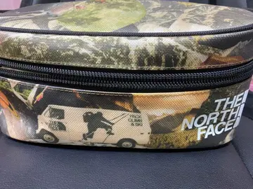 THE NORTH FACE 카모플라쥬 바디백