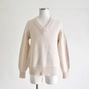 PHIGVEL Watch Sweater 알파카 혼방 V넥 니트 아이보리