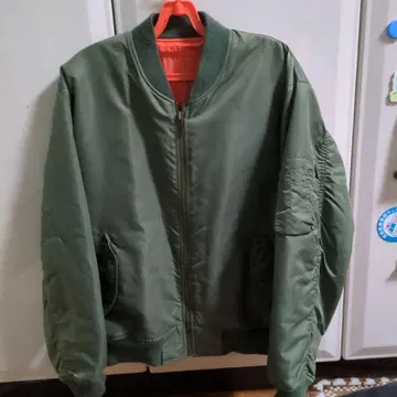 올드 유니클로 MA-1 점퍼 [구제 의류]