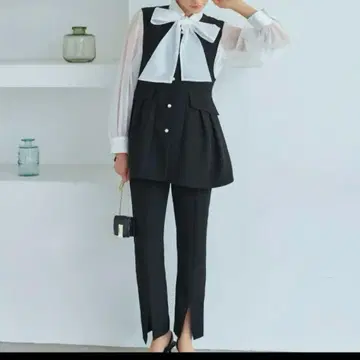 펄 버튼 베스트 & 슬림 스트레이트 팬츠 2종 셋업