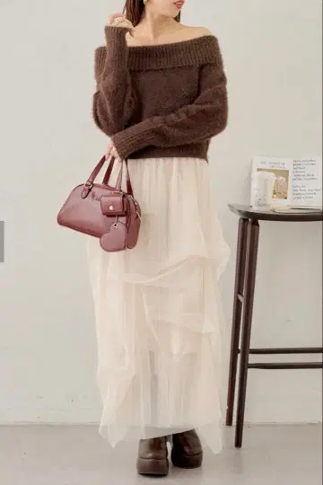 Chico 오프숄더 니트 세트 튤 원피스