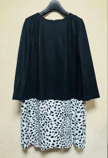 [새상품급] 23구 울 도킹 원피스 달마시안 패턴 44 사이즈