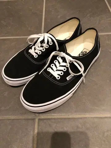 vans 오센틱 블랙 us 기획 상자 없음