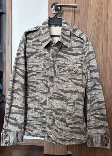 ABAHOUSE 5351 Pour Les Hommes 카모 패턴 자켓