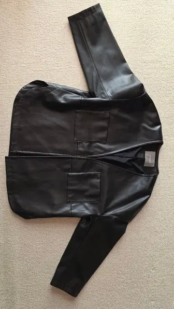 블랙 가죽 자켓