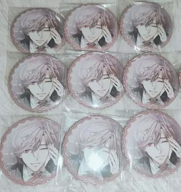 잘생긴 남자 빌런 이케빌라 Wedding Lily 캔뱃지 리암