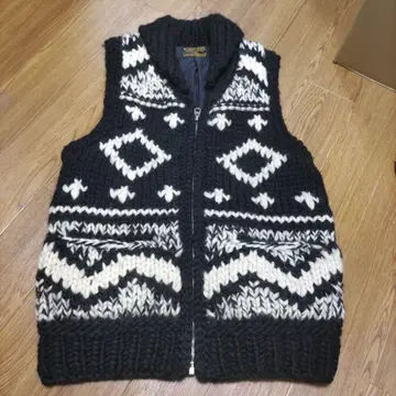 Cootie 노르딕 무늬 니트 베스트 S 카우친