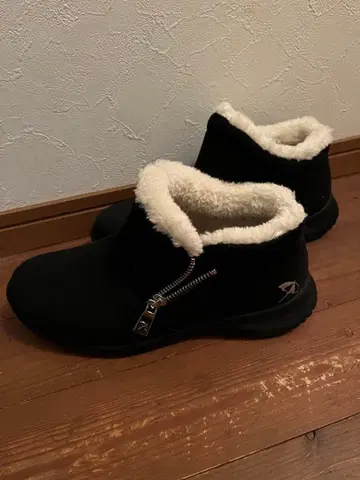 아놀드 파머 블랙 스웨이드 어그 부츠 보아