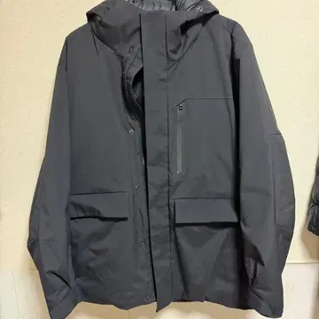 UNIQLO 하이브리드 다운 아우터 M 블랙
