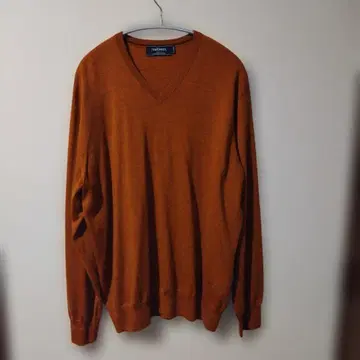 NEWYORKER 오렌지 V넥 니트