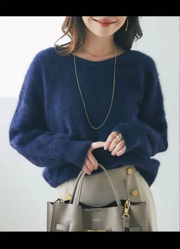 [ 최강 미인 연출 ] 헤어리 울 캐시미어 혼방 전후 2WAY 니트