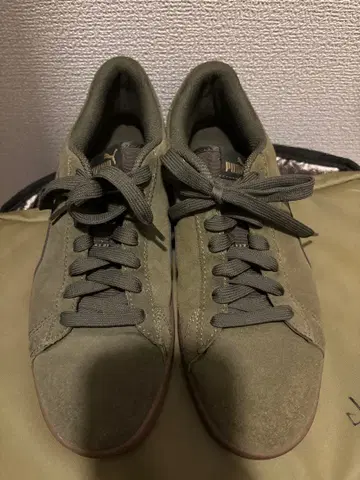 PUMA 올리브 그린 스니커즈