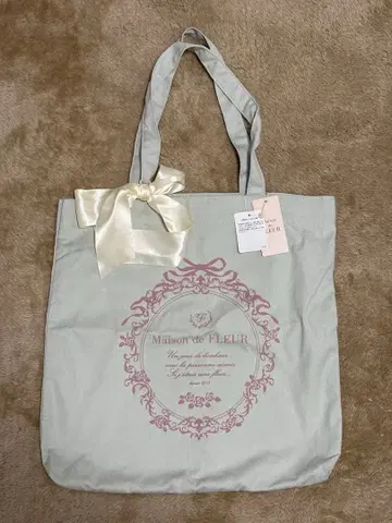 [ 택 포함 새상품 ] 메종 드 플뢰르 토트백