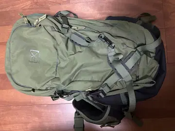 Burton ak 백팩 올리브 그린