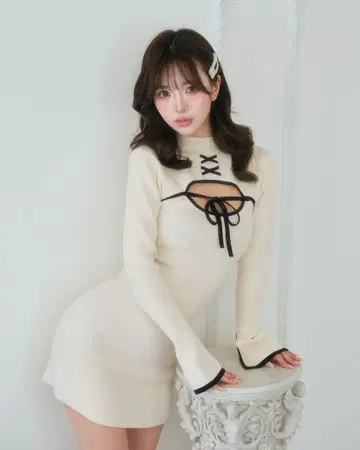 다리치 darich 프론트 오픈 리본 니트 미니 원피스