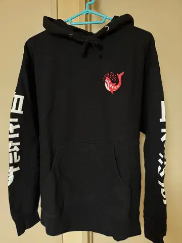 라킹 클래스 피 흘리는 후드티 L 해외 구매 블랙