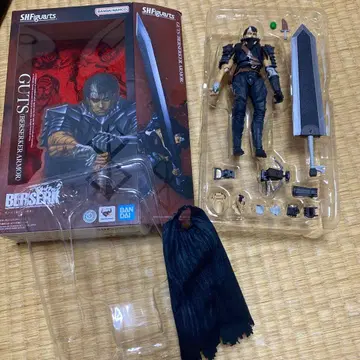 베르세르크 S.H.Figuarts 갓츠 (광전사의 갑옷) 피규아트